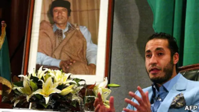 Gần hai tuần trước, ông Saadi Gaddafi từng đề nghị đàm phán với phe nổi dậy nhằm chấm dứt giao tranh nhưng câu chuyện đã không đi đến đâu.