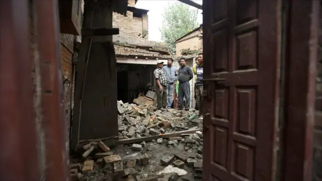 دمار في بلدة باكتابور في نيبال