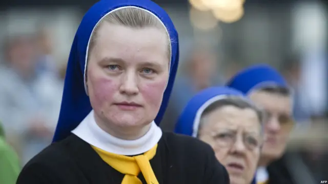 Suster Katolik di Berlin