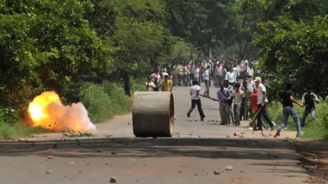 पृथक तेलंगाना राज्य की माँग को लेकर विरोध प्रदर्शन.