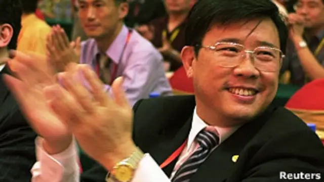 لیانگ ونگن، میلیاردر چینی 