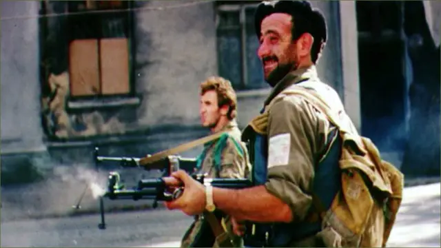 دنیا کی سب سے مشہور رائفل