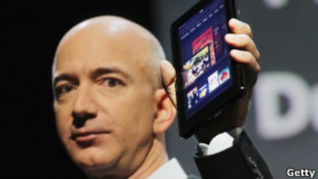 Kindle Fire был представлен основателем Amazon Джеффом Безосом
