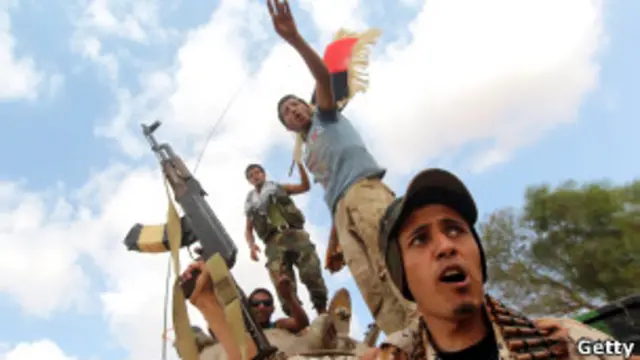 Pasukan NTC di Sirte