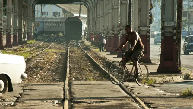 Vías de tren en Cuba 