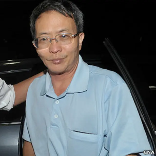 台湾警察大学副教授吴彰裕被押往台北地方检察署（台湾中央社图片29/9/2011）