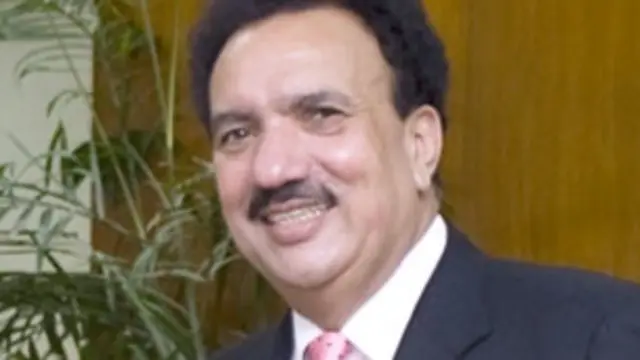 رحمان ملک کی دوہری شہریت کا معاملہ سپریم کورٹ میں زیرِ بحث رہا