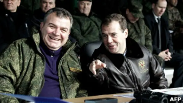 Сердюков и Медведев