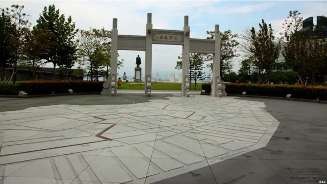 “孙中山纪念公园”（06/10/2011，BBC中文网图片）