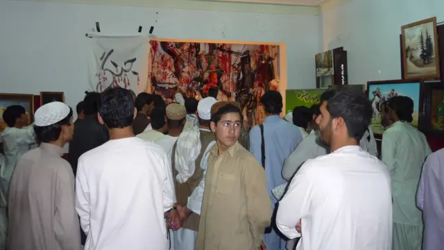 یو انځورګر وايي، د طالبانو له خوا د هغه په له منځه تللو انځورونو کې حیوانان او انسانان کښل شوي وو.