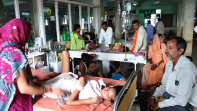 कुछ लोगों का आरोप है कि मरने वाले गरीब परिवारों के बच्चे हैं इसलिए सरकार का ध्यान इस पर नहीं जाता है.