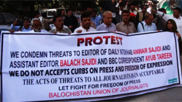 آج بلوچستان کا لگ بھگ ہر صحافی حالتِ جنگ کا قیدی ہے