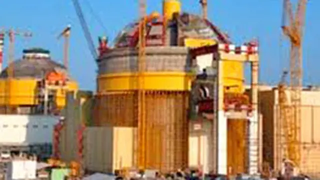 कुडनकुलम परमाणु ऊर्जा संयंत्र से तमिलनाडु केरल और कर्नाटक को बिजली दिया जाना प्रस्तावित है