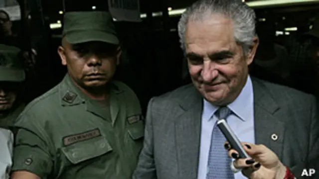 Guillermo Zuloaga / AP