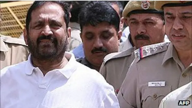 suresh kalmadi, सुरेश कलमाडी
