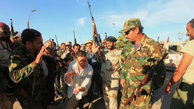 احتفالات في سرت