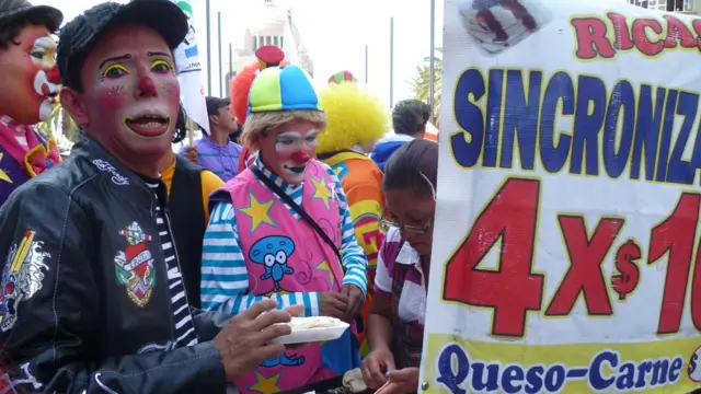 Payasos contra la violencia