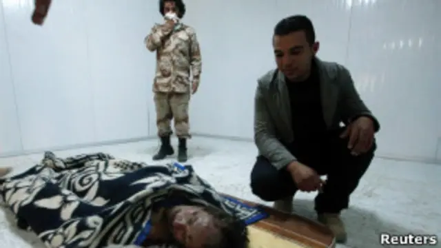 Thi thể Gaddafi trong phòng lạnh