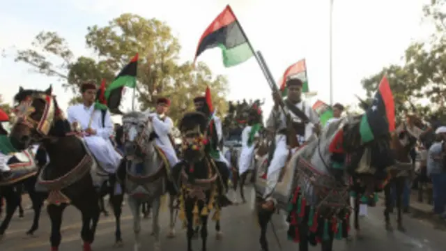 لیبیا میں تقریبا 1700 مختلف مسلح ملیشیا گروپ اپنے اپنے مقاصد کے حصول کے لیے سرگرم ہیں
