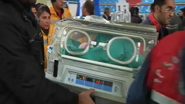 Bayi yang selamat dalam gempa Turki