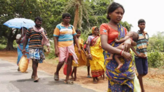 माओवादियों का कहना है कि उनके संगठन के कई फैसले 'स्थानीय जनता' के द्वारा ही लिए जाते हैं.