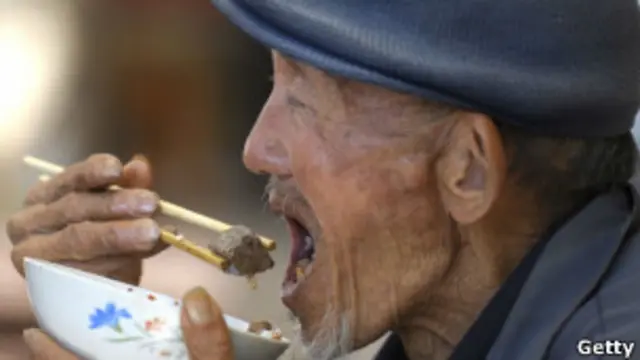 बुजुर्गों की देखभाल ज़रूरी है बीजिंग में