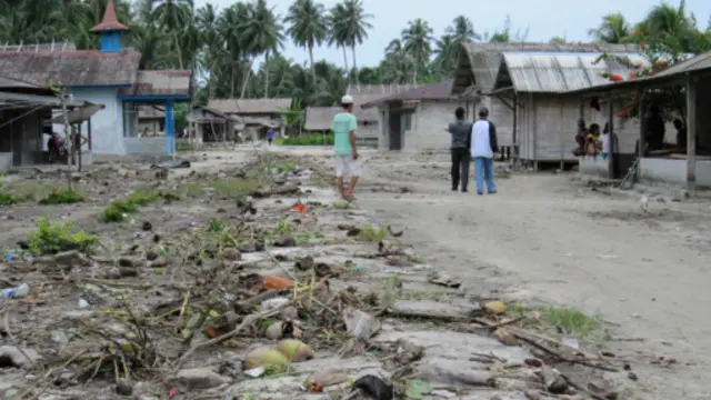 Tsunami menerjang Kepulauan Mentawai pada 2010 lalu.