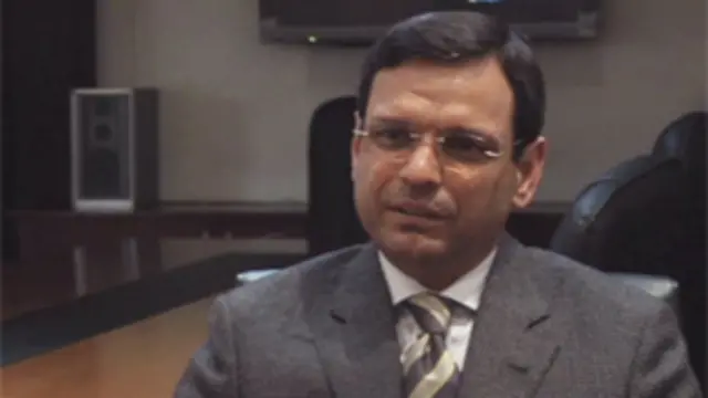 ہم نے اس پر بہت وقت ضائع کر دیا ہے جس سے ہم سب کی مشکلات بڑھی ہیں: اطہر عباس