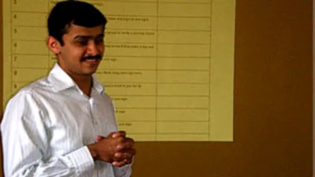 साल 2007 में राजेश भट बंगलौर में अपनी लगी-लगाई नौकरी छोड़कर इस मिशन के साथ जुड़े. 