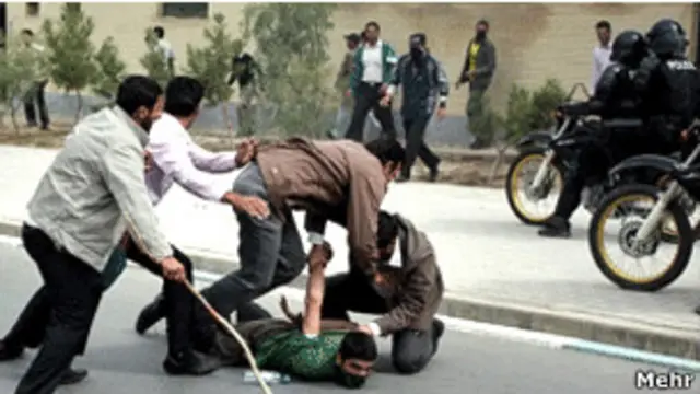 تظاهرات خیابانی