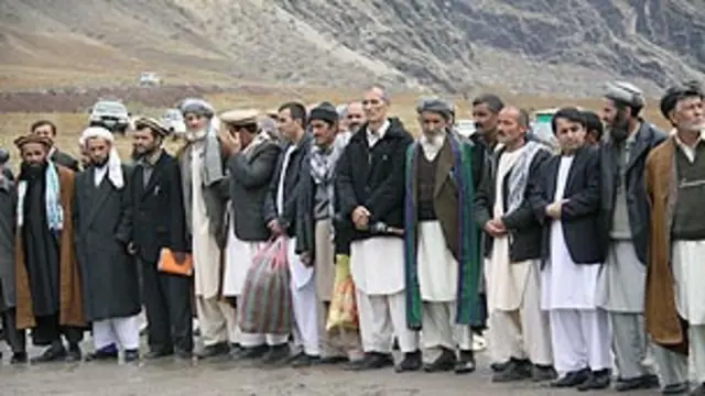 ملګرو ملتونو د افغان حکومت د شمېرو په پرتله د افغان وګړو شمېر یونیم میلیون ډېر ښودلی.