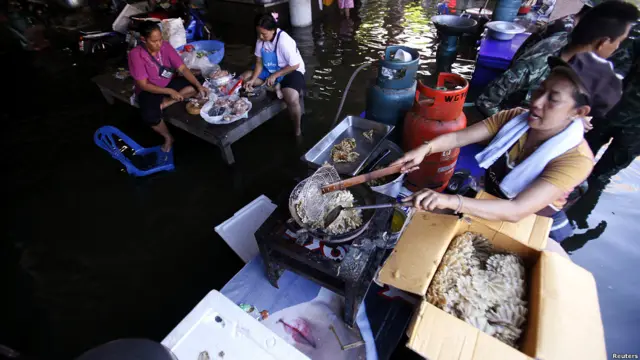 Dapur umum di Bangkok