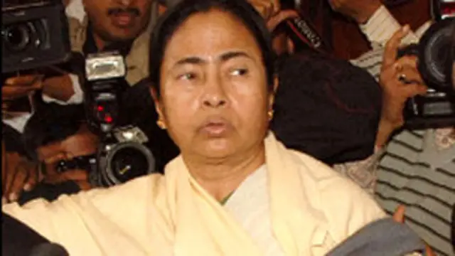 ममता बनर्जी :