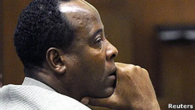 دکتر موری نظر هیئت منصفه را می شنود. این نظر پس از دو روز مشورت هیئت منصفه پشت درهای بسته اعلام می شود