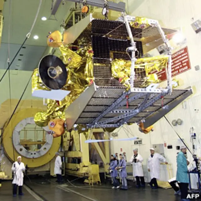 Аппарат "Фобос-Грунт" в лаборатории