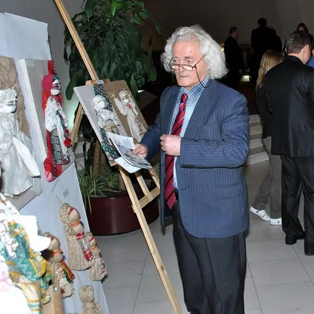 Жителі Скоп'є мали змогу познайомитися і з українською лялькою-мотанкою.