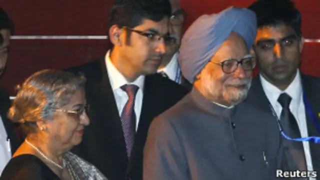 Thủ tướng Manmohan Singh tới Bali