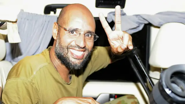 د ۲۰۱۱ په اګست کې پر طرابلس د ملي انتقالي شوری د جنګالیو تر برید وروسته، د سیف الاسلام د نیول کېدو اوازې خپرې شوې. 