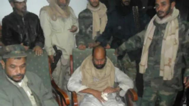 سيف الاسلام القذافي