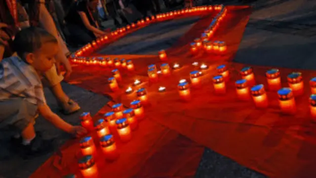 peringatan hari aids