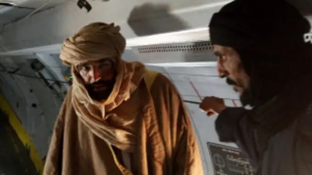 سيف الإسلام القذافي مُعتَقَلاً