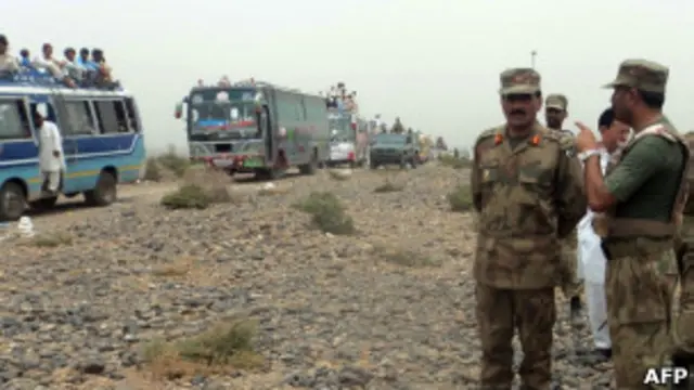 سکیورٹی حکام کے مطابق شدت پسندوں کے مختلف شہروں اور بندوبستی علاقوں میں میں پناہ لینے کے امکانات ہیں