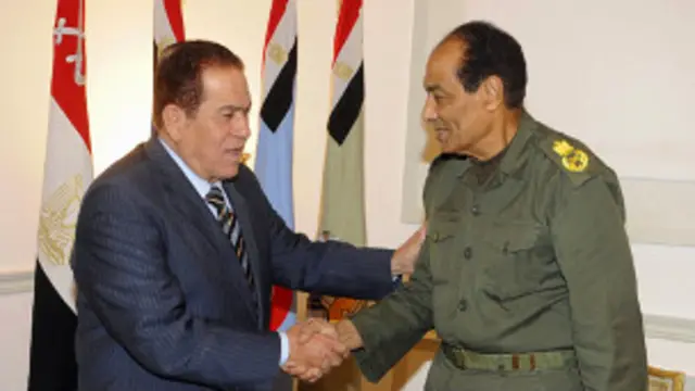 Ganzouri (kiri) dan Tantawi