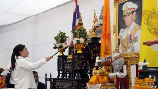 Upacara menghormati Raja Thailand, Bhumibol Adulyadej 