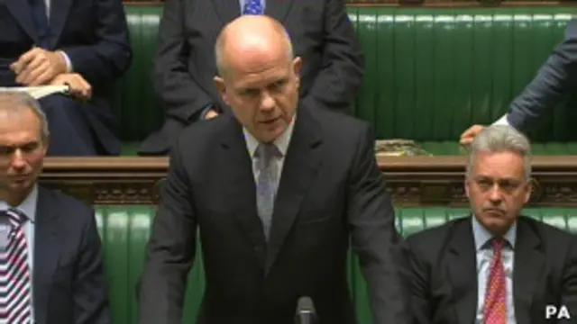 Umushikiranganji William Hague ashikiriza ijambo mu nama nshingamateka