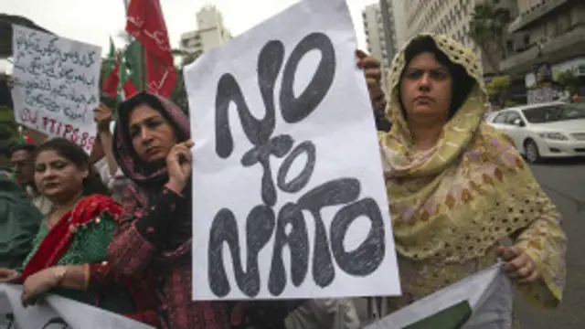 نیٹو کی سپلائی لائن بھی تحریکِ انصاف کے گلے کی ہڈی بنی ہوئی ہے