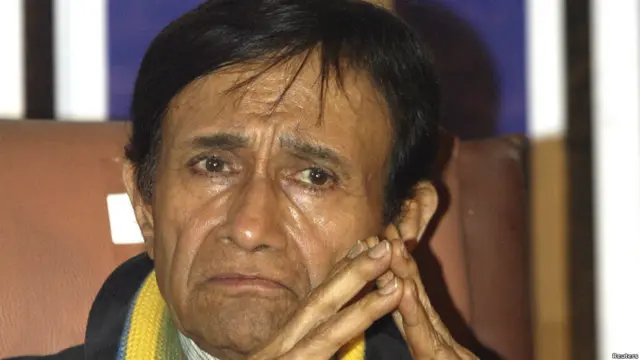 कई हिट फ़िल्में देने वाले देव आनंद को पद्म भूषण और दादा साहब फाल्के अवार्ड से भी सम्मानित किया गया.