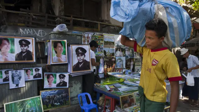 Poster Aung San Suu Kyi