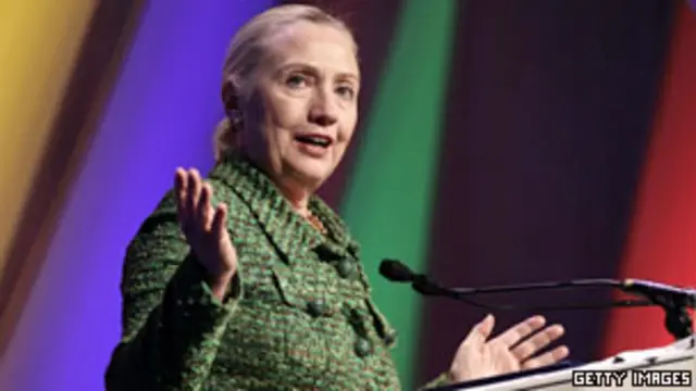 Bà Hillary Clinton
