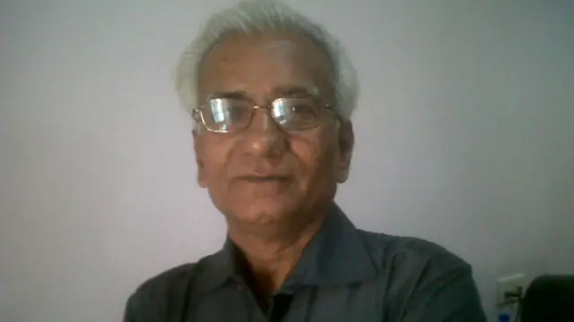 मशहूर फिल्म 'जाने भी दो यारो'के फिल्म निर्देशक कुंदन शाह ने भी पुरस्कार लौटाया.